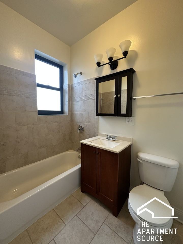 343 Park Ave #3 - Photo 6 of 9