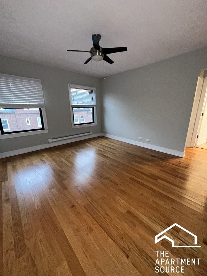 545 Chestnut St #301 - Photo 4 of 13