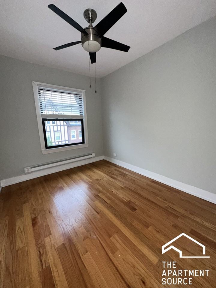 545 Chestnut St #301 - Photo 6 of 13