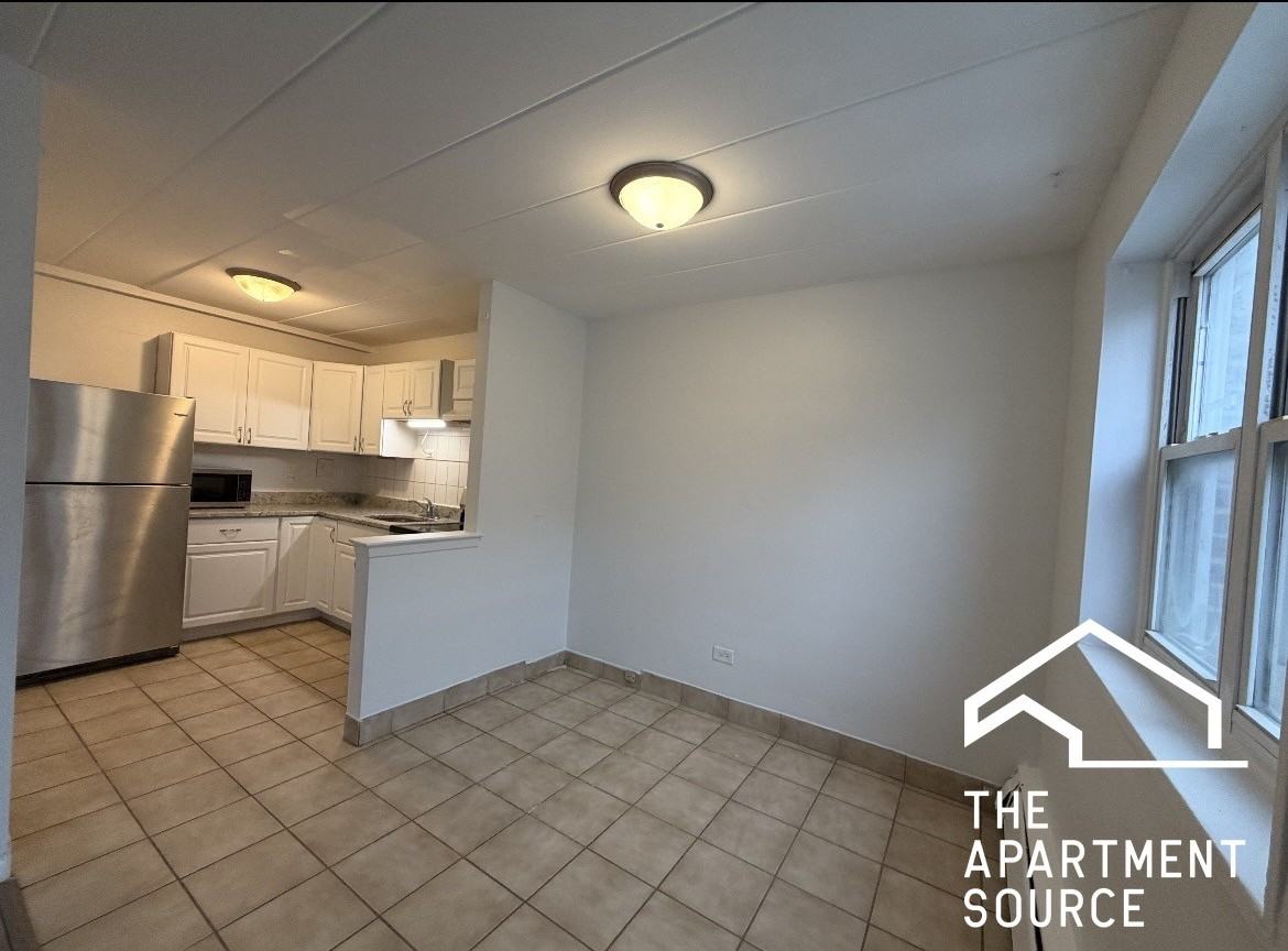 2025 W Granville Ave #305 - Photo 6 of 14