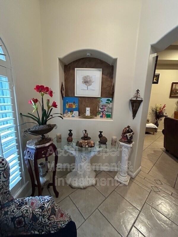 5018 S Hummer Ln #2 - Photo 3 of 11