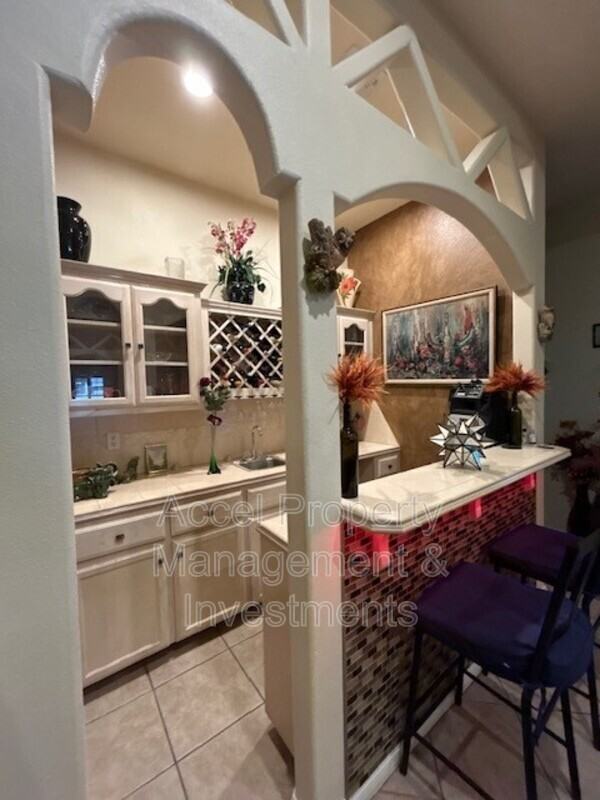 5018 S Hummer Ln #2 - Photo 4 of 11