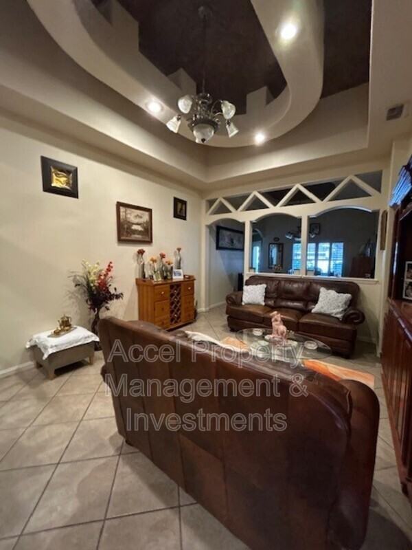 5018 S Hummer Ln #2 - Photo 5 of 11