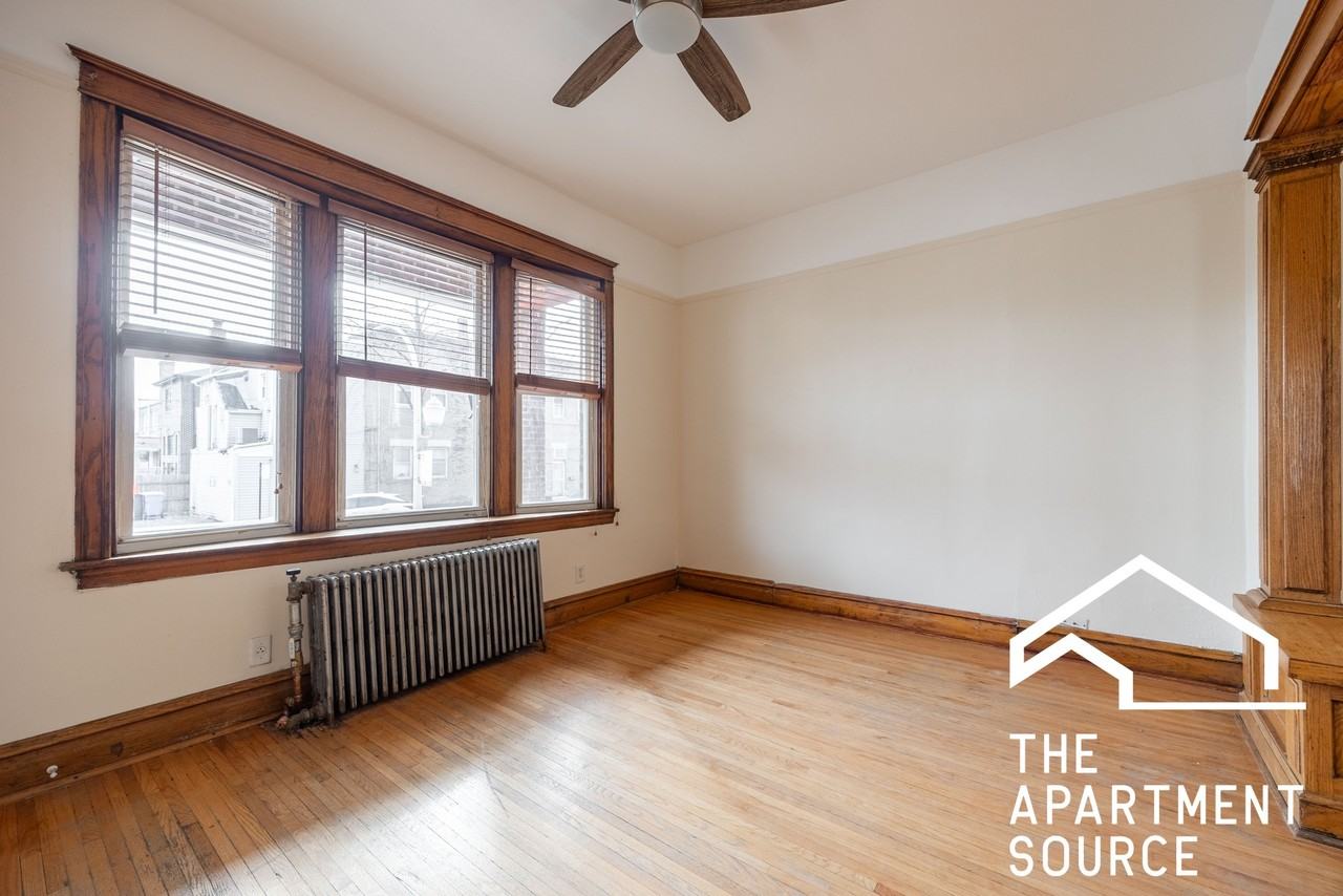 3448 S Union Ave #1 - Photo 4 of 18
