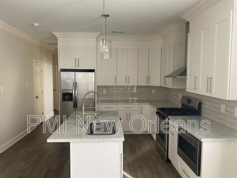 1201 Gordon St - Photo 3 of 17
