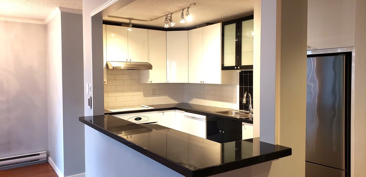 1500 Haro Street #403 - Photo 2 of 15