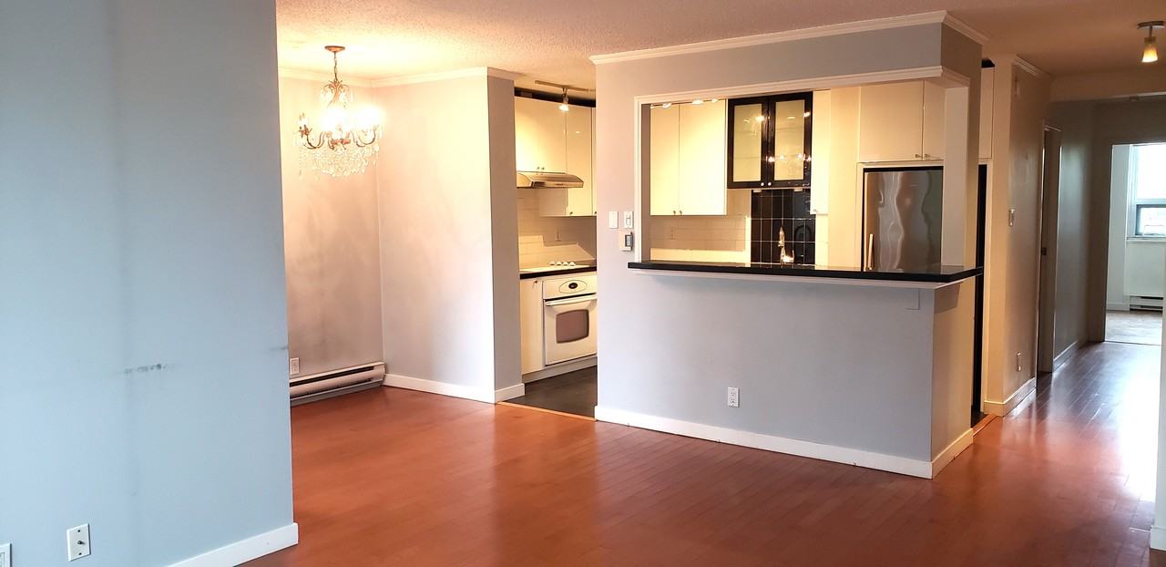 1500 Haro Street #403 - Photo 4 of 15