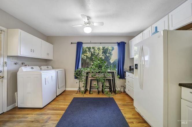 195 Tyler St - Photo 4 of 15
