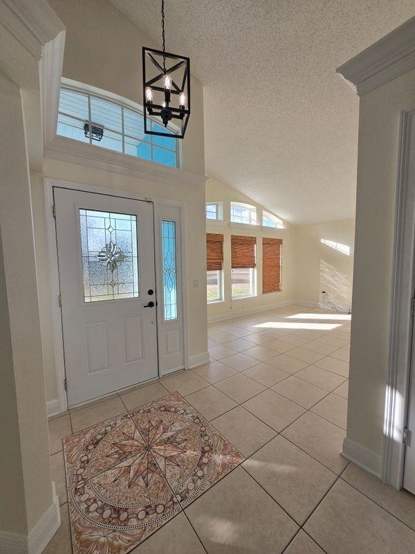 3190 Lori Ct - Photo 6 of 20