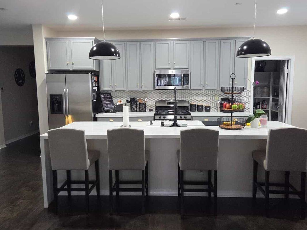 4034 Obsidian Rd - Photo 2 of 7
