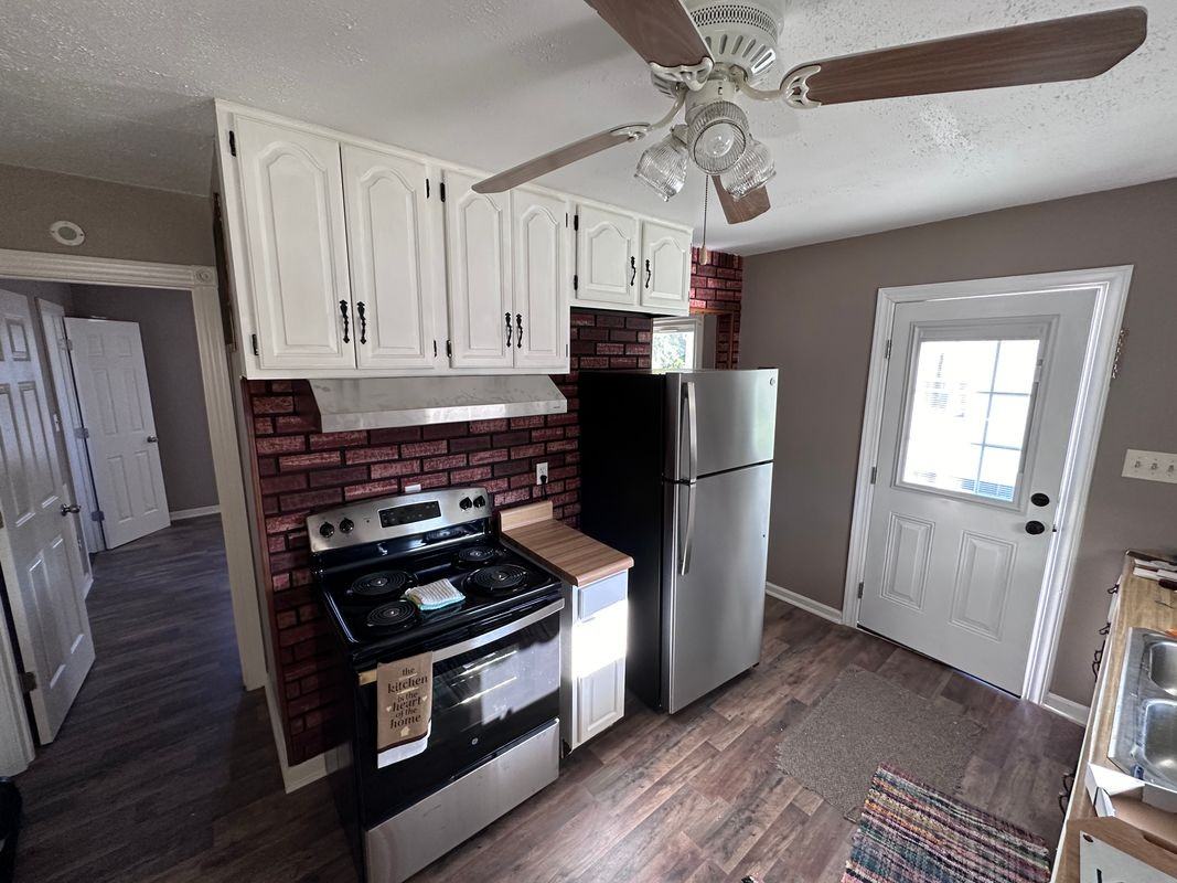3321 N 12th Ave - Photo 3 of 5