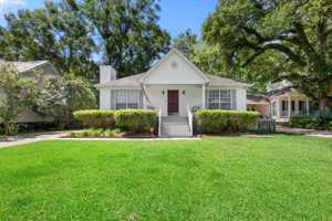 featured image of 102 Woods Dr