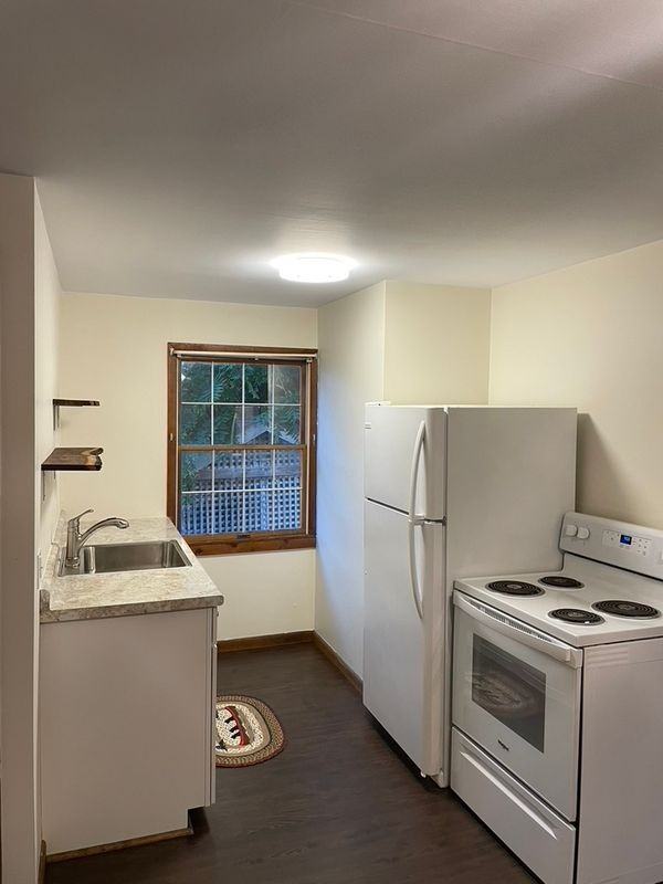 549 Lake Rd - Photo 3 of 5