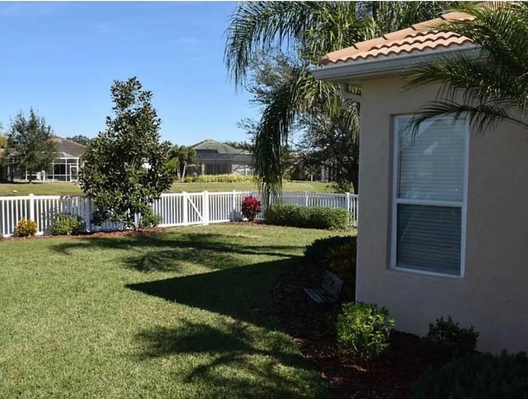 7779 Arolla Pine Blvd - Photo 3 of 21