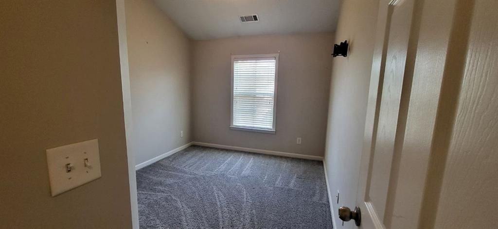 45 Newnan Lakes Dr - Photo 5 of 40