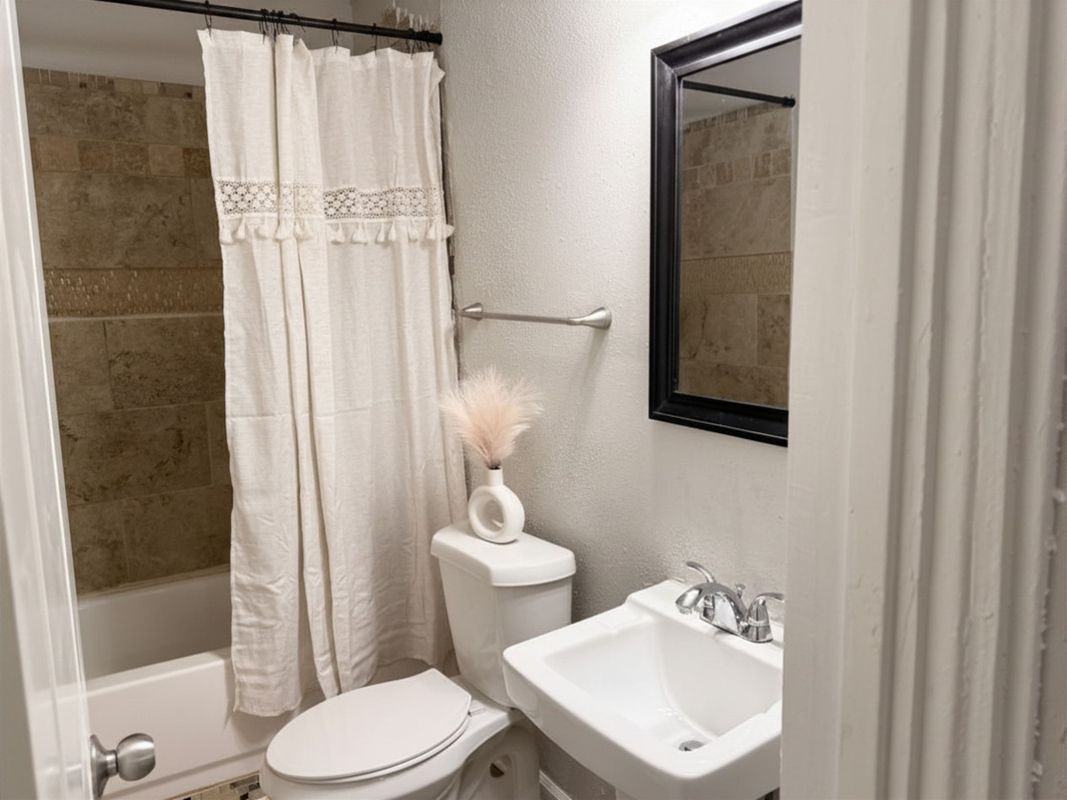 5222 Northridge Dr - Photo 7 of 10