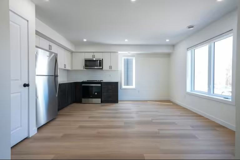 325 Thompson Road #3 - Photo 3 of 13