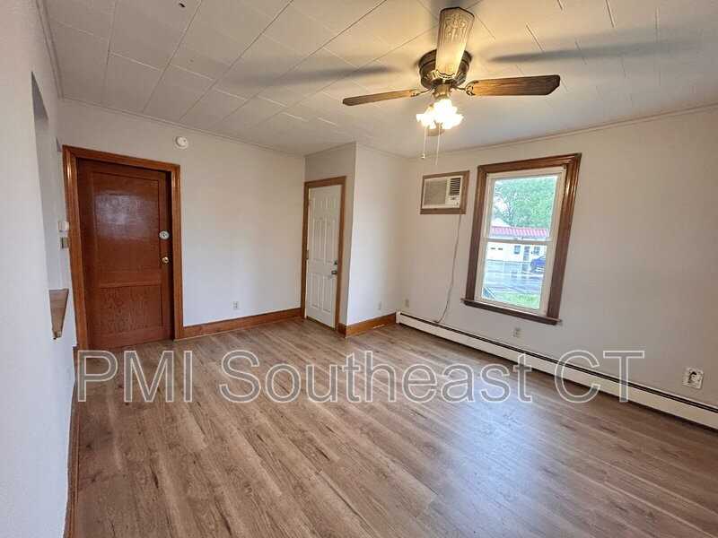 91 Willowbrook St #1 - Photo 2 of 13