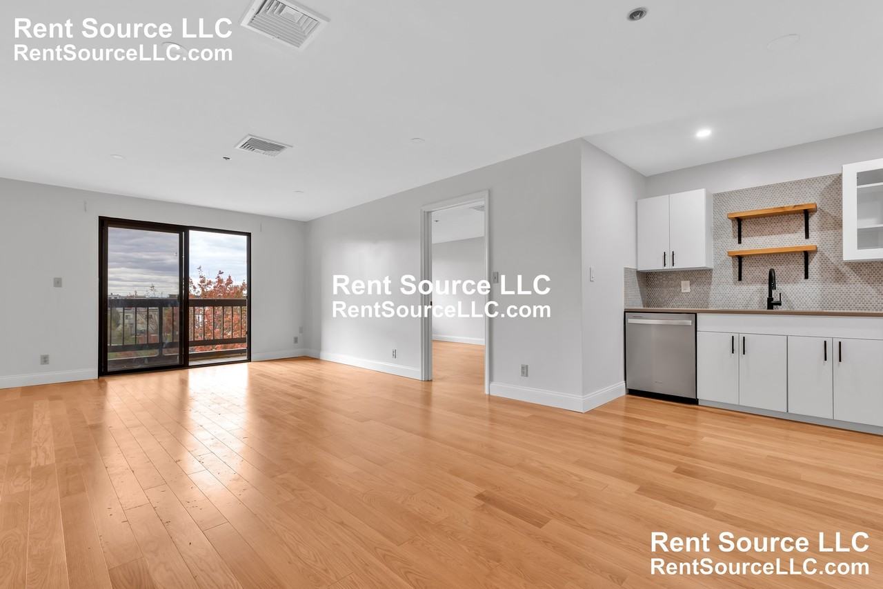 24 Corey St #305 - Photo 2 of 43
