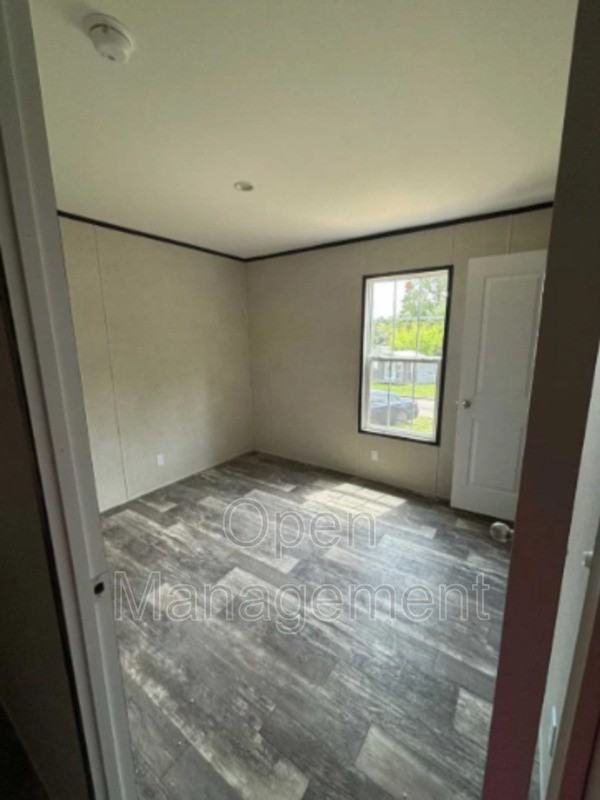 356 Bayhead Dr - Photo 6 of 12