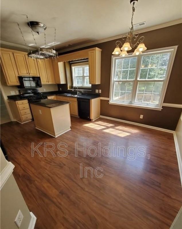 6305 Old Westham Dr S - Photo 6 of 12