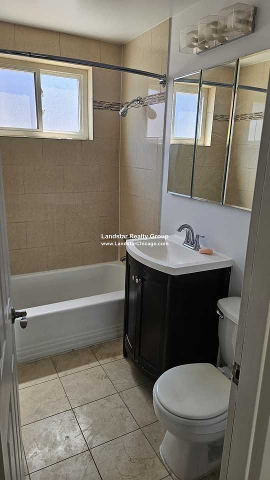 6107 N Seeley Ave #2E - Photo 5 of 15