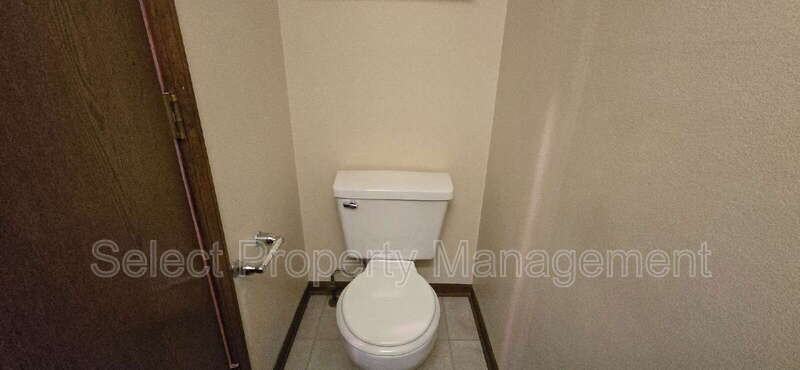5438 Evard Rd - Photo 4 of 17