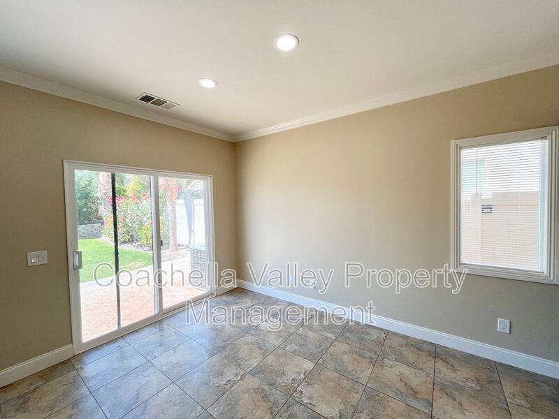 64250 Silver Star Ave - Photo 6 of 38