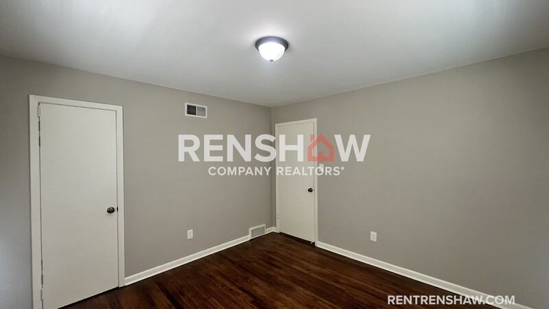 121 West St - Photo 5 of 17