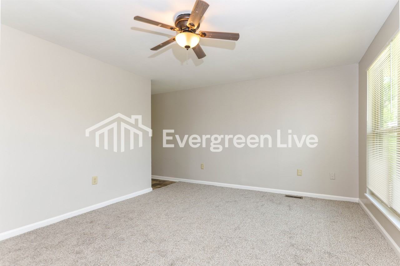 1200 Primrose Dr - Photo 3 of 15