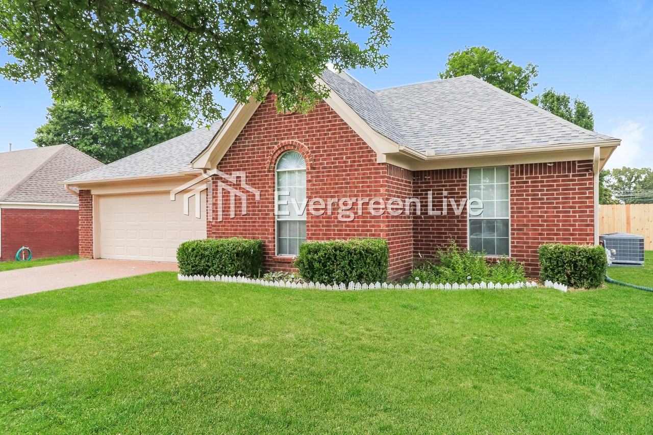 25 Spring Valley Dr - Photo 3 of 22