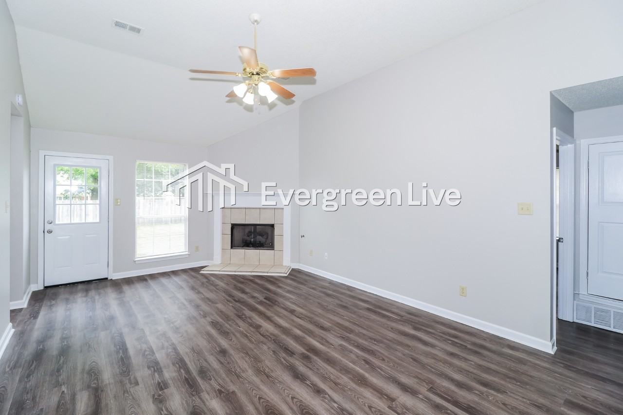 25 Spring Valley Dr - Photo 6 of 22
