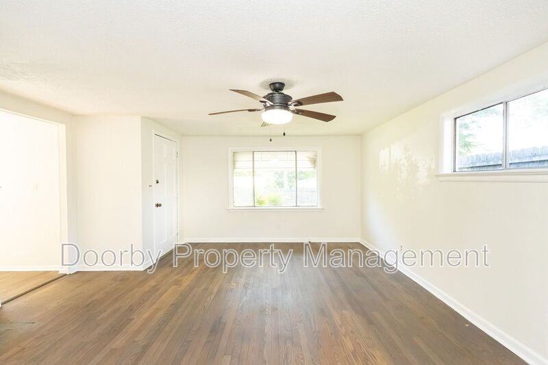 5270 Rotary Dr - Photo 7 of 21
