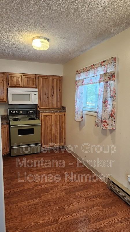 1548 S 11th St W #C - Photo 4 of 11