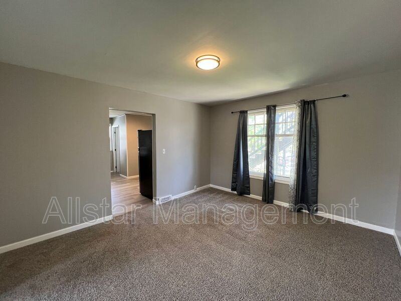 4859 E 97th St #DOWN - Photo 6 of 20