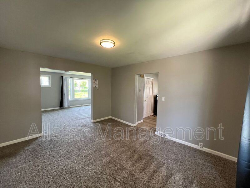 4859 E 97th St #DOWN - Photo 7 of 20