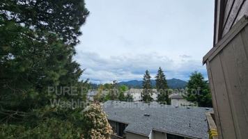 featured image of 1009 22nd St #E