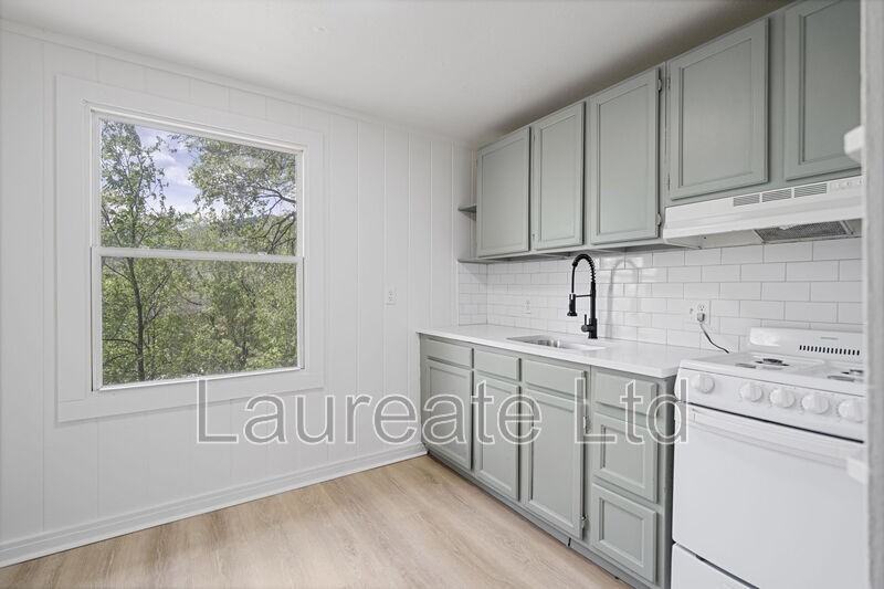 2631 W Pikes Peak Ave - Photo 6 of 19