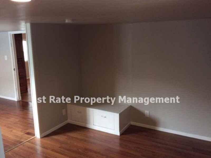 7145 W Petrie St - Photo 4 of 22