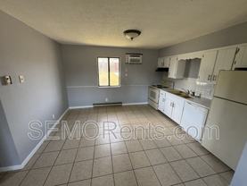 315 East Ln - Photo 1 of 1