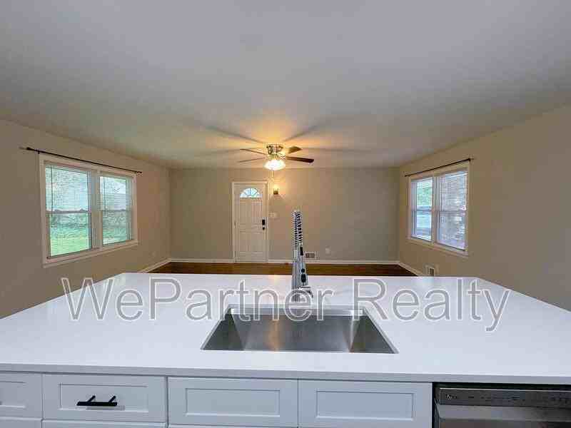 3469 Navaho Trl Se - Photo 2 of 13