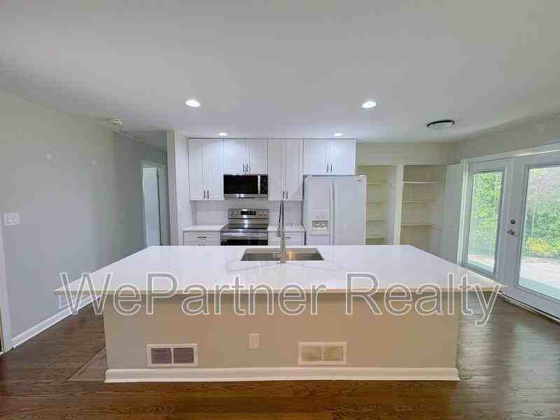 3469 Navaho Trl Se - Photo 5 of 13