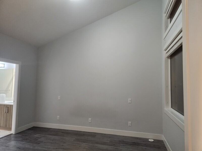 250 Nickel Rd #5 - Photo 5 of 13