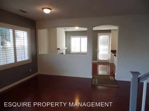 446 Dylan Dr - Photo 2 of 20