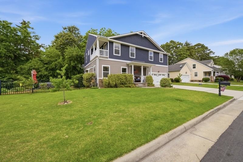 431 Shorewood Pl - Photo 2 of 46