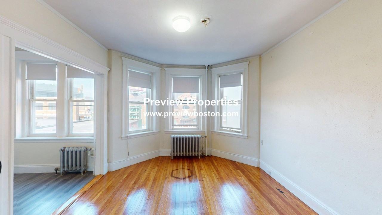 Boylston St #11P - Photo 2 of 10