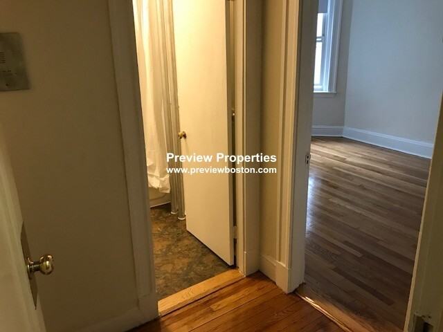 Boylston St #17P - Photo 4 of 8