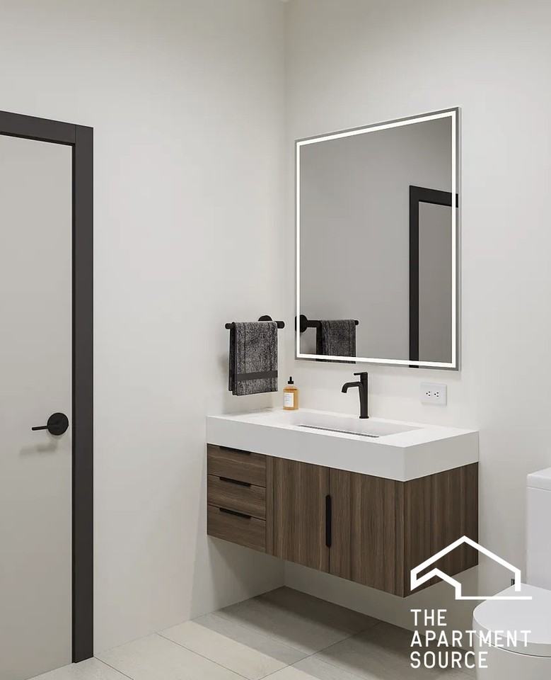 691 N Milwaukee Ave #301 - Photo 3 of 12