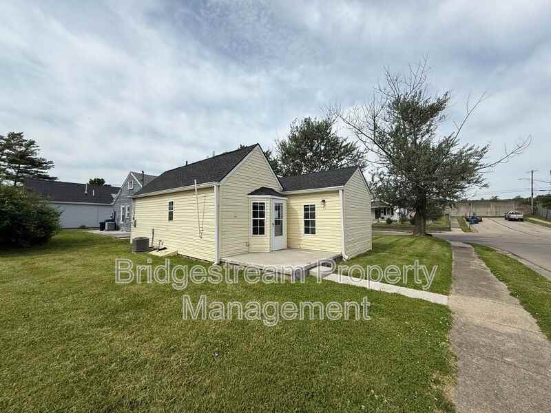 2800 Cadillac St - Photo 3 of 13