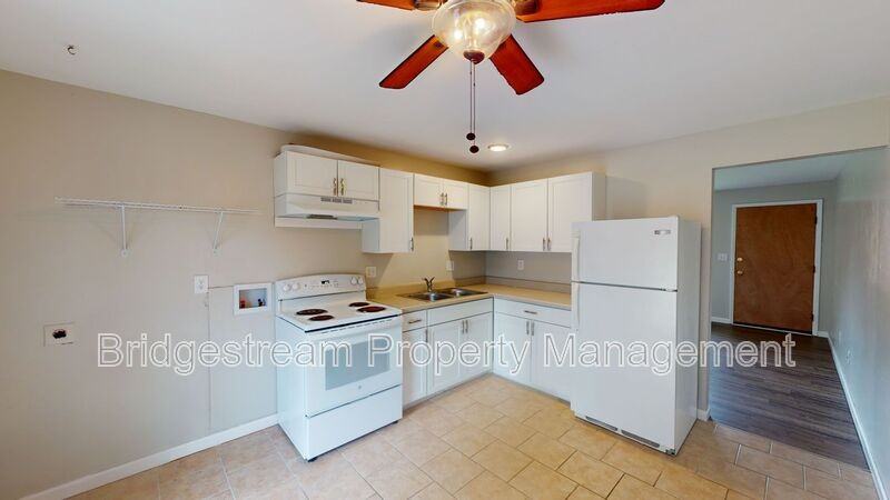 4920 Leeper St - Photo 3 of 11